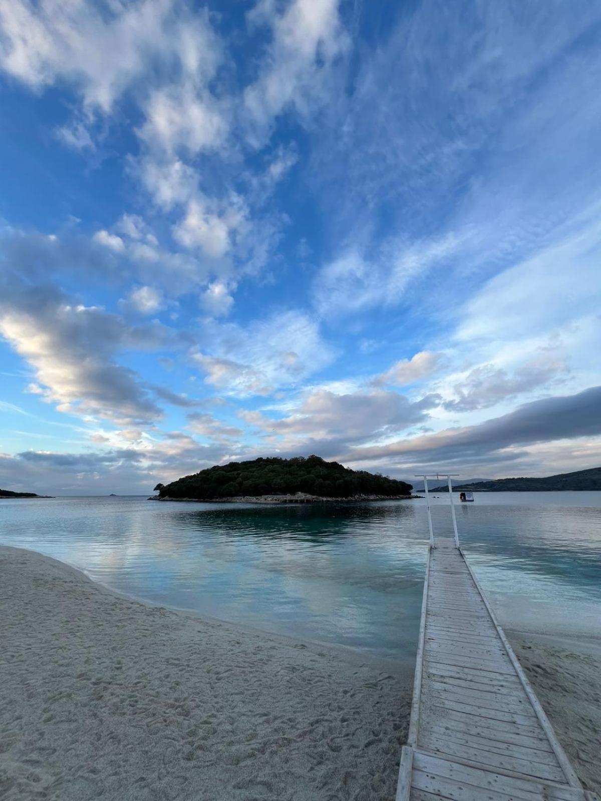 Guest House Moonlight Ksamil Luaran gambar
