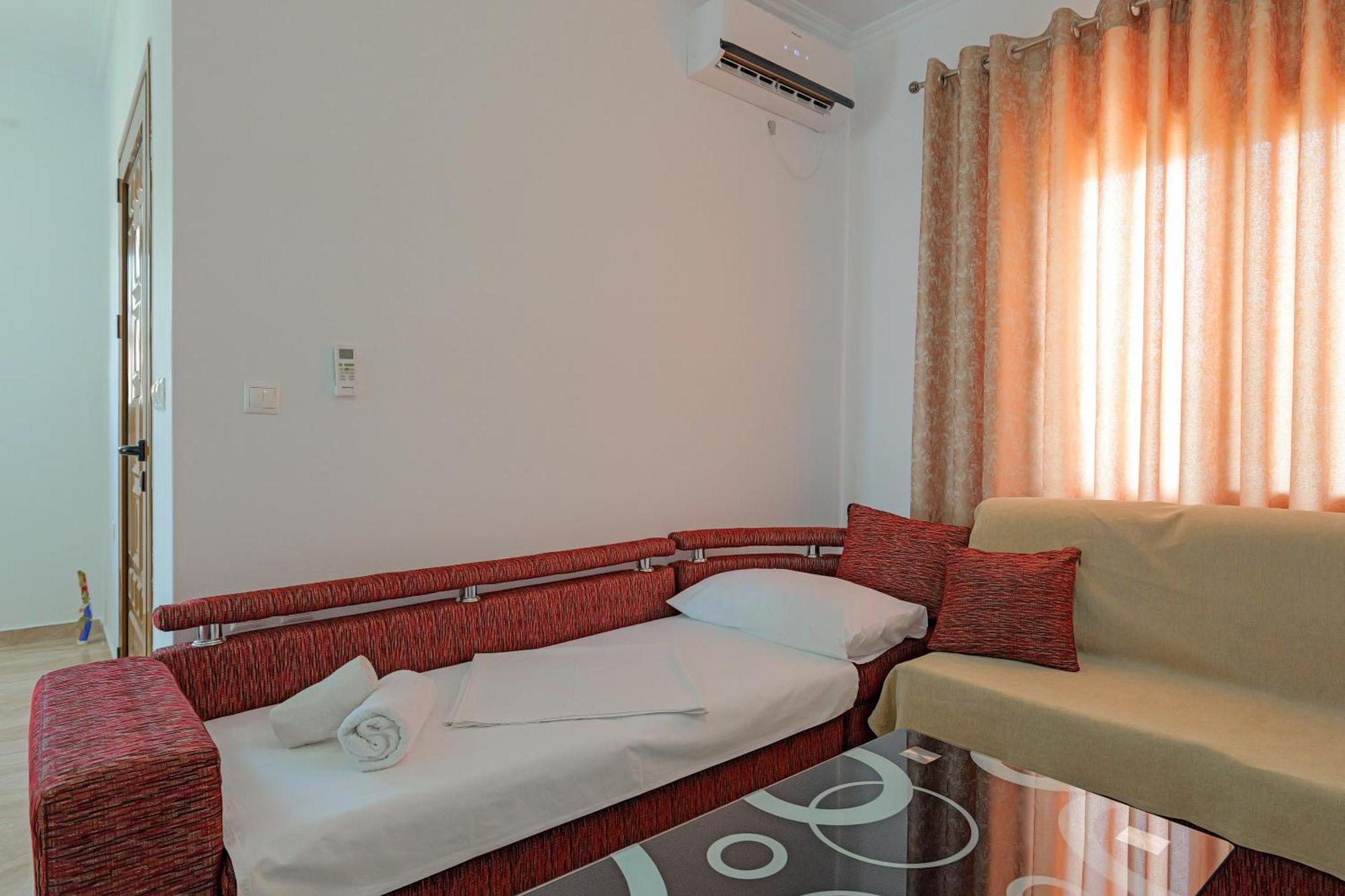 Guest House Moonlight Ksamil Luaran gambar