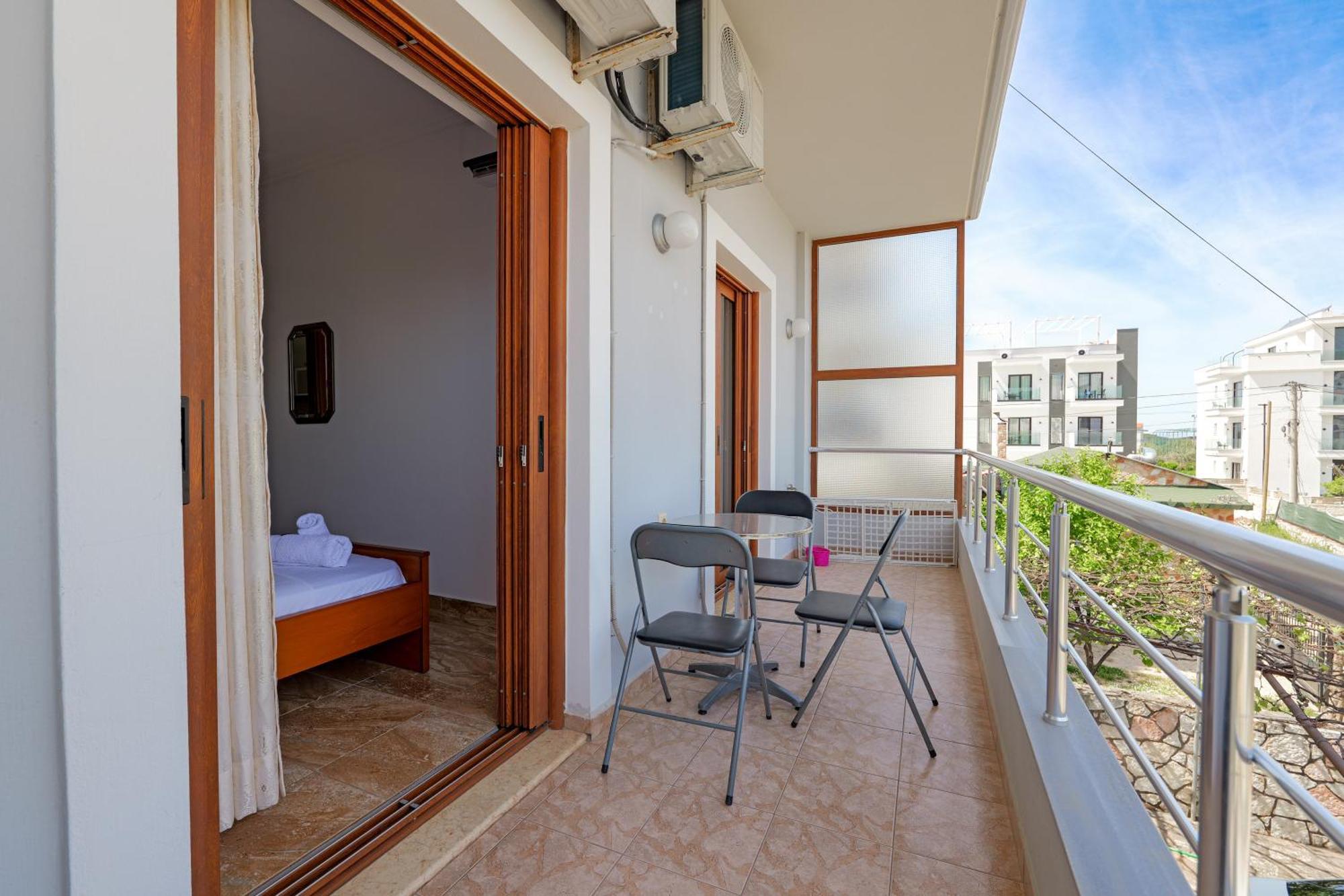 Guest House Moonlight Ksamil Luaran gambar