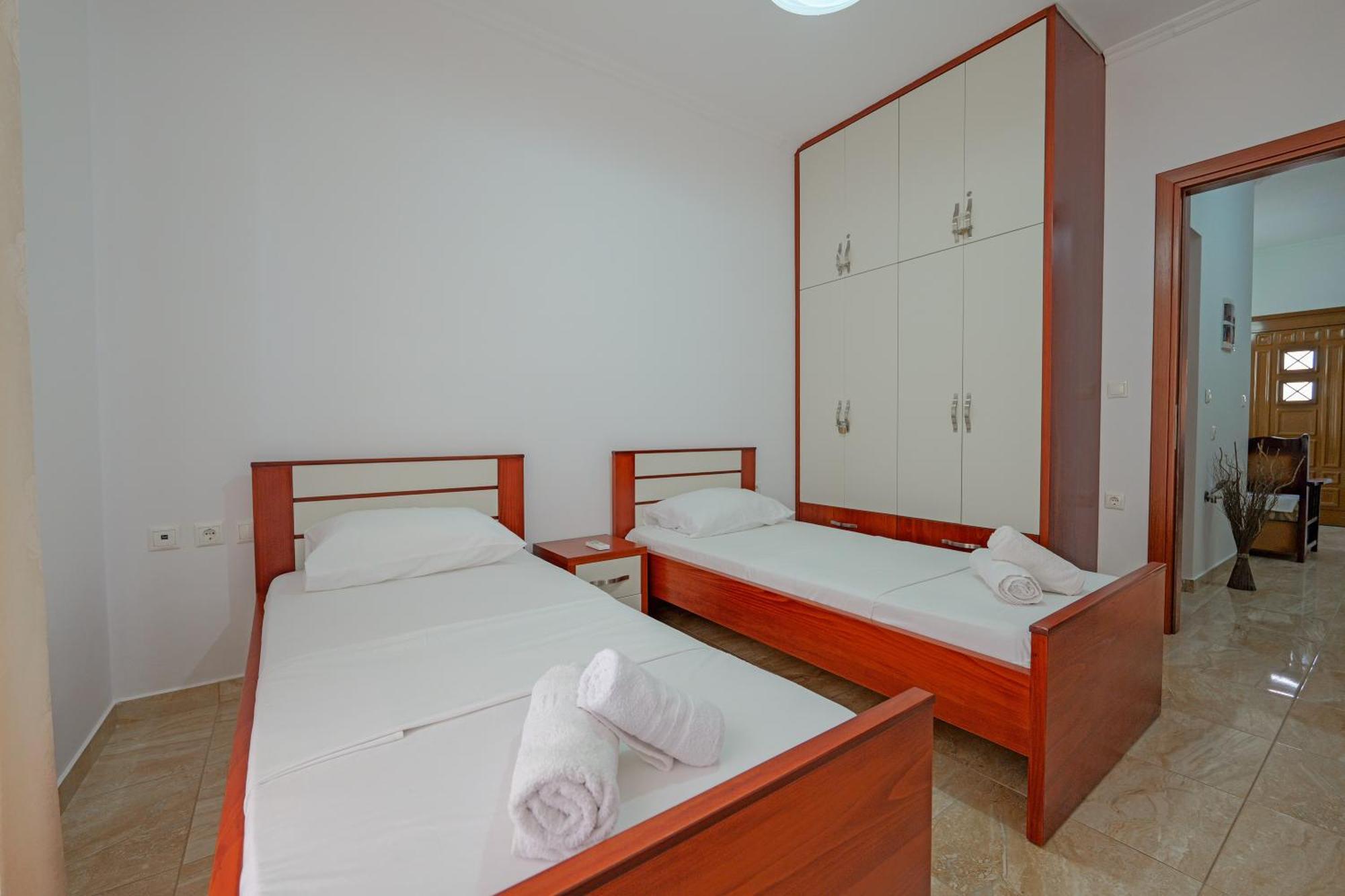 Guest House Moonlight Ksamil Luaran gambar